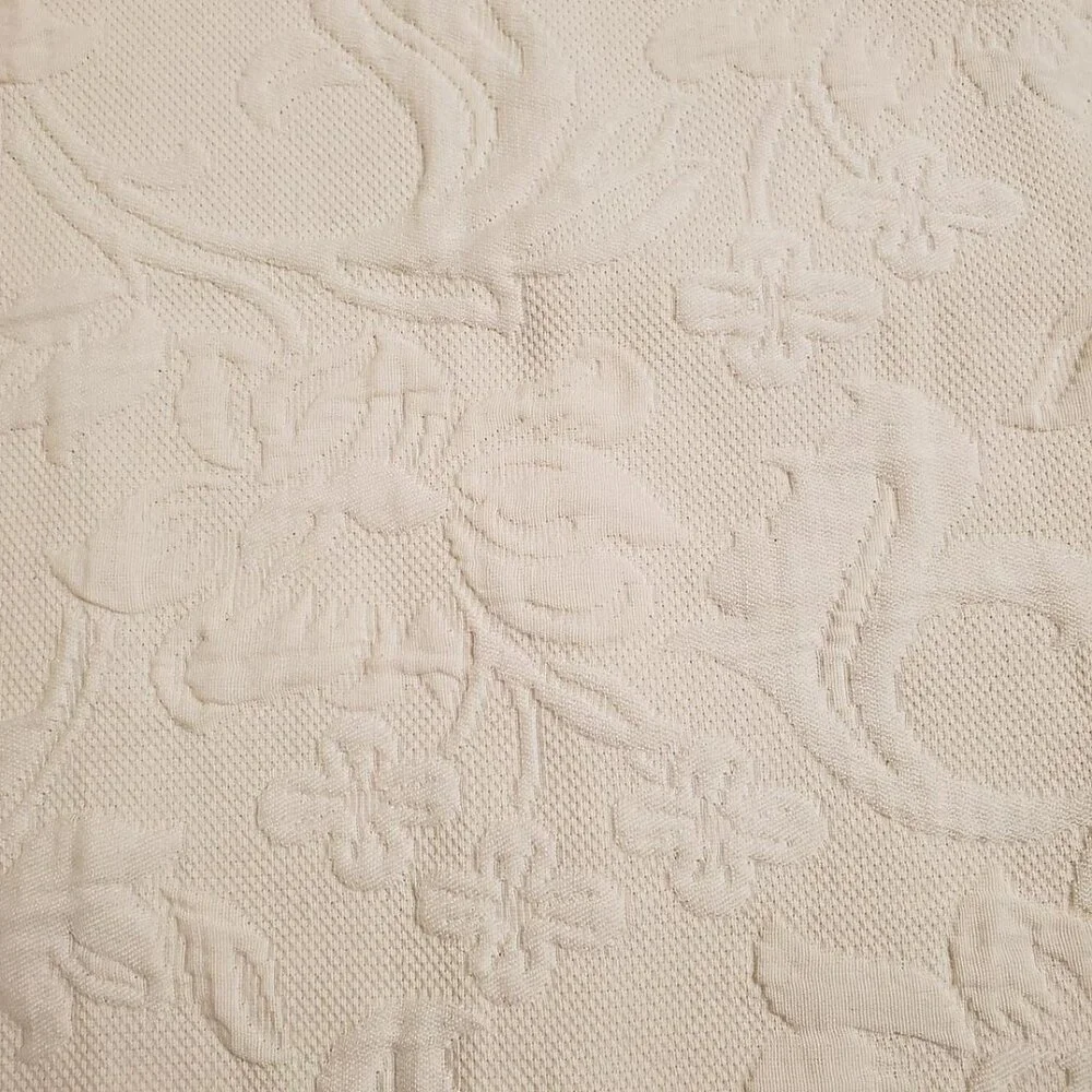 Matelasse Artiste Standard Sham 21